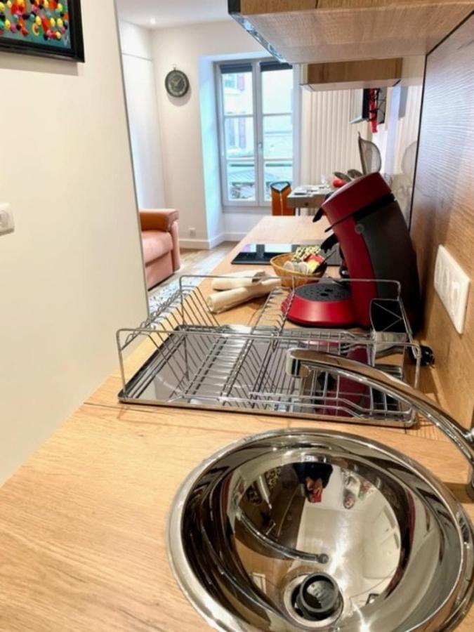 Ben Nevis Charming Studio In The Heart Of The Lively Life Of The Pre Carre Apartment Annecy Bagian luar foto
