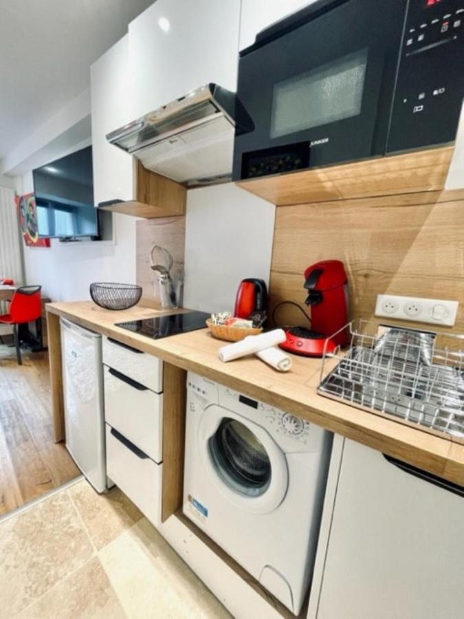 Ben Nevis Charming Studio In The Heart Of The Lively Life Of The Pre Carre Apartment Annecy Bagian luar foto